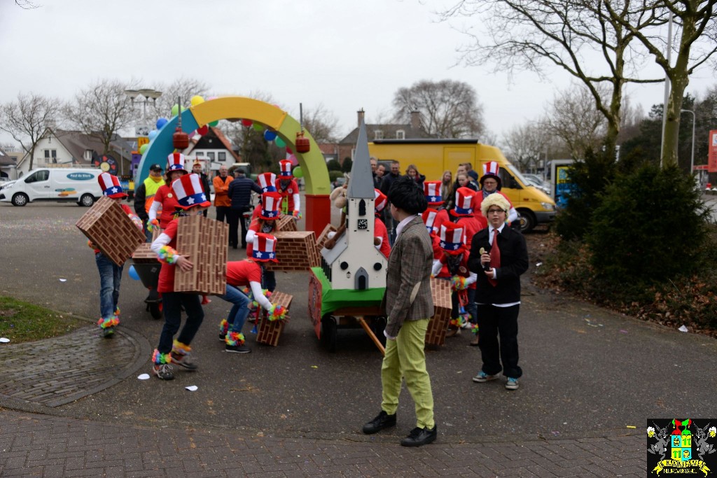 ../Images/Kinderoptocht 2017 038.jpg